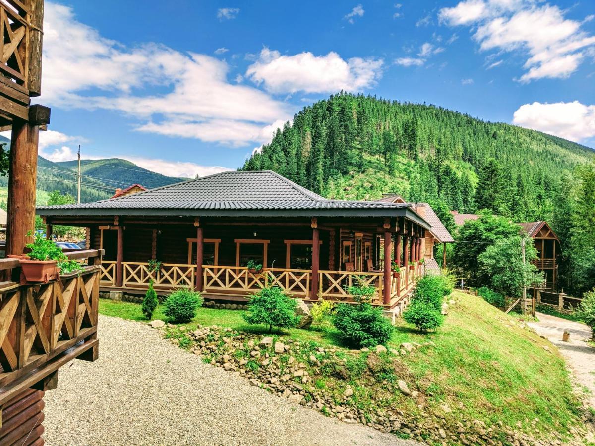 Asher Tatariw Exterior foto