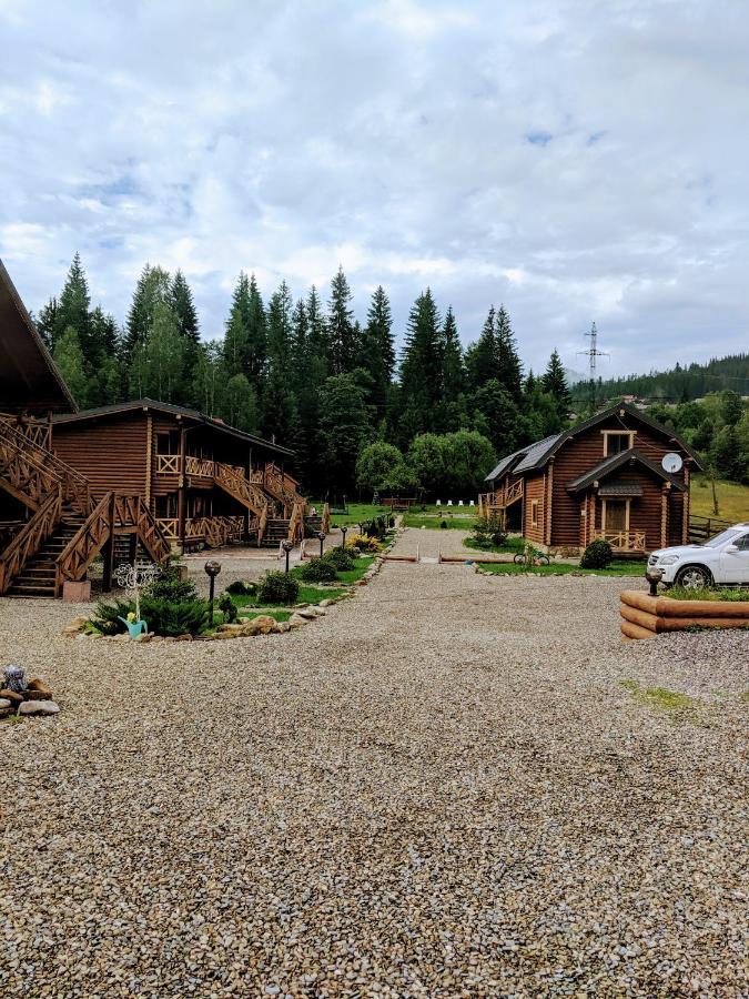 Asher Tatariw Exterior foto