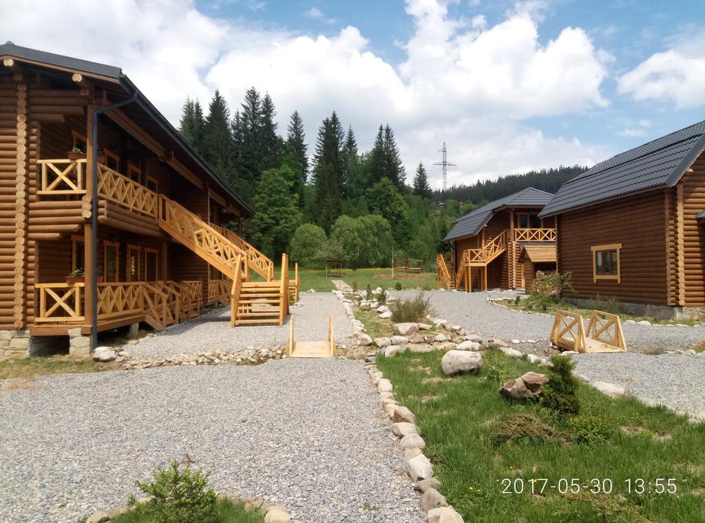 Asher Tatariw Exterior foto