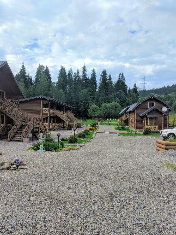 Asher Tatariw Exterior foto